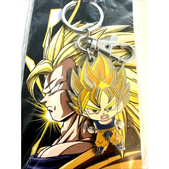 Dragonball Z Super Saiyan Goku Keychain Promo Metal Enamel Funimation New Sealed - Picture 2 of 3